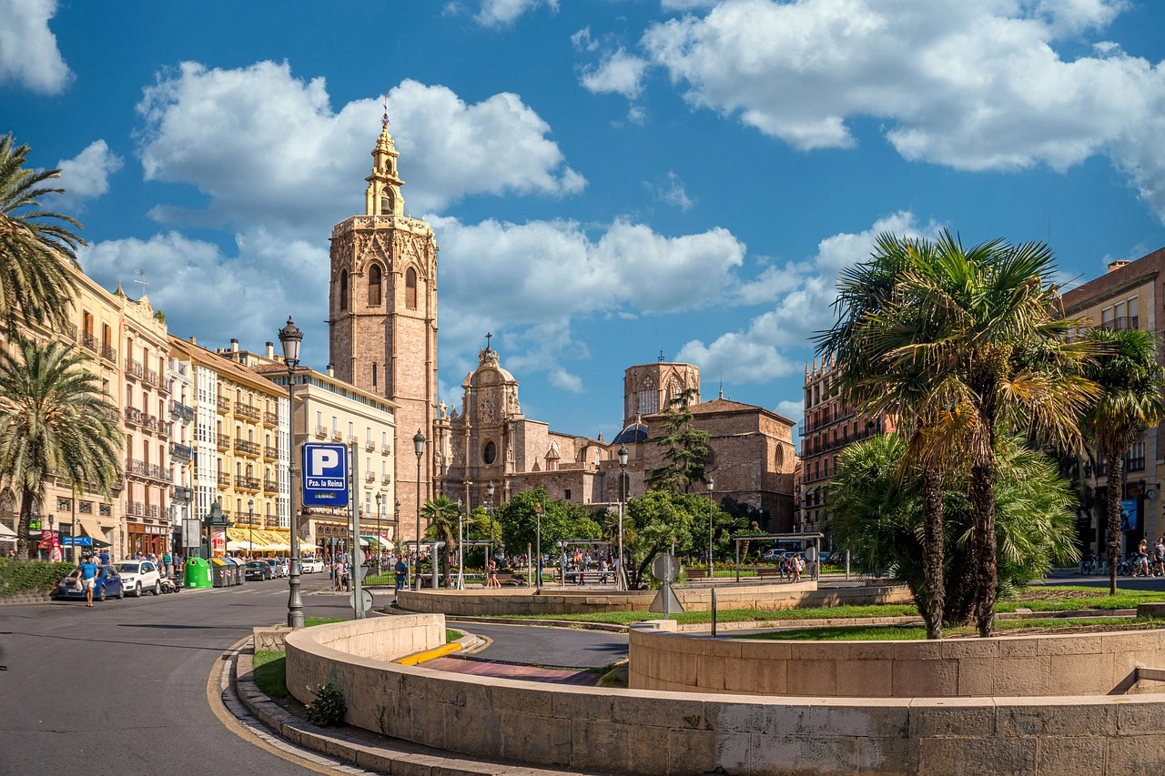 Historic center of Valencia with the Cathedral and Miguelete Tower under a blue sky, one of the top Valencia tourist attractions.